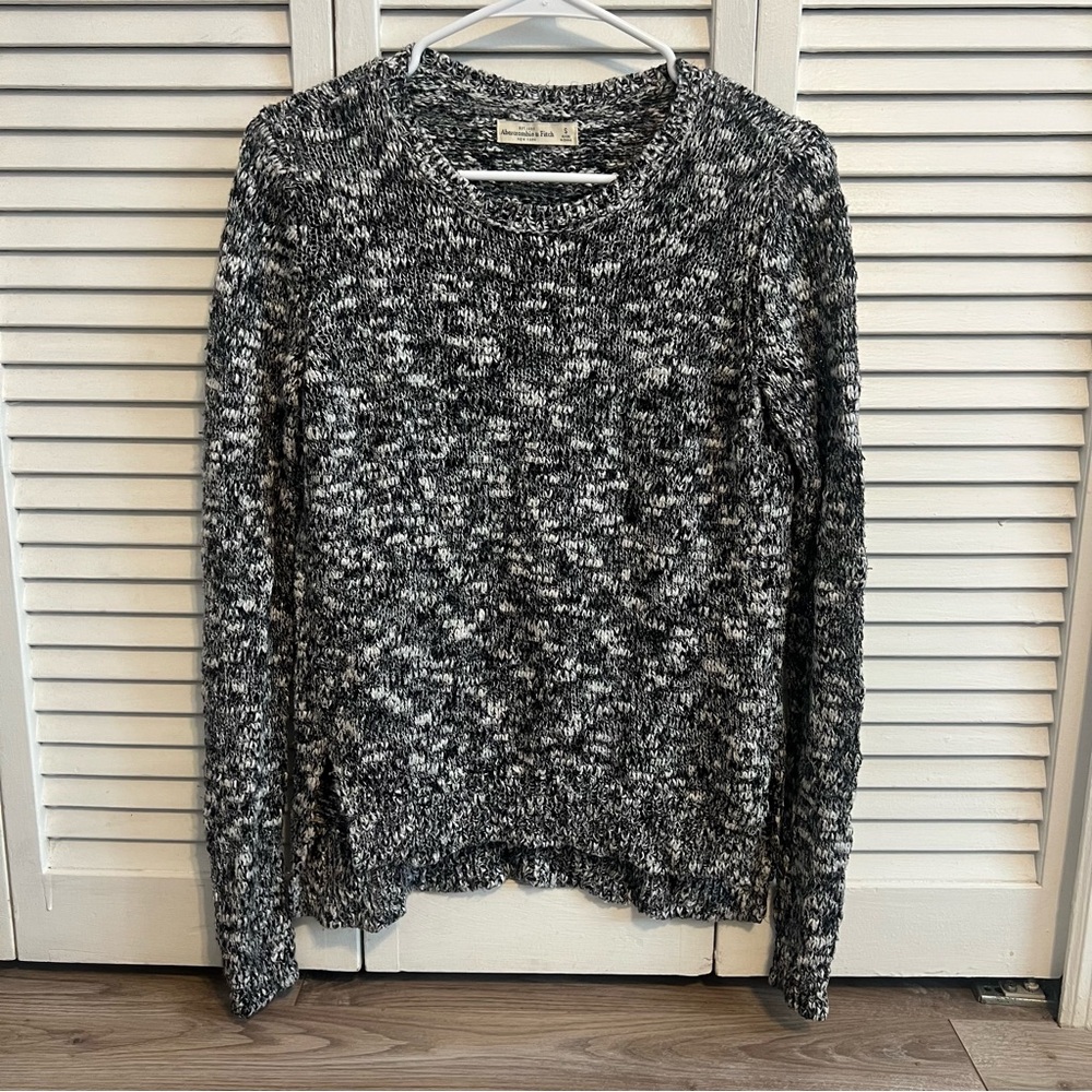 Monochrome Knit Sweater from Abercrombie & Fitch